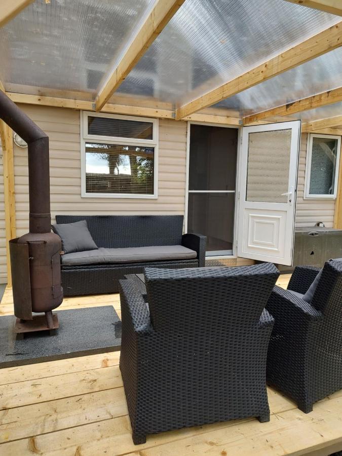 Chalet Met Veranda Aan Bosrand Vledder 외부 사진