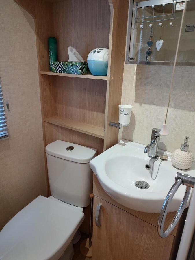 Chalet Met Veranda Aan Bosrand Vledder 외부 사진