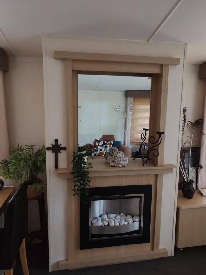 Chalet Met Veranda Aan Bosrand Vledder 외부 사진